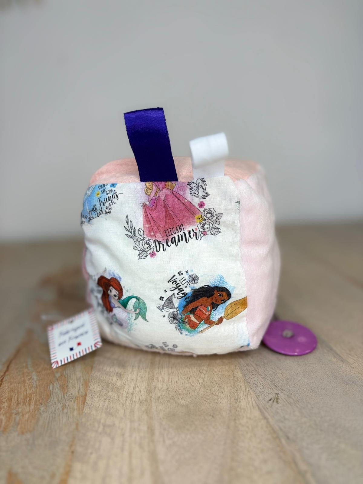Cube Sensoriel Princesse – Éveil tout en douceur