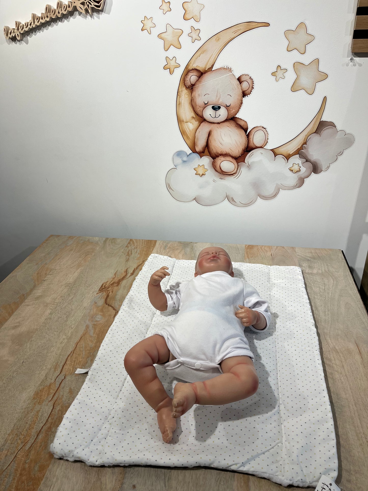 Tapis Nomade Blanc & Motif Petit Point