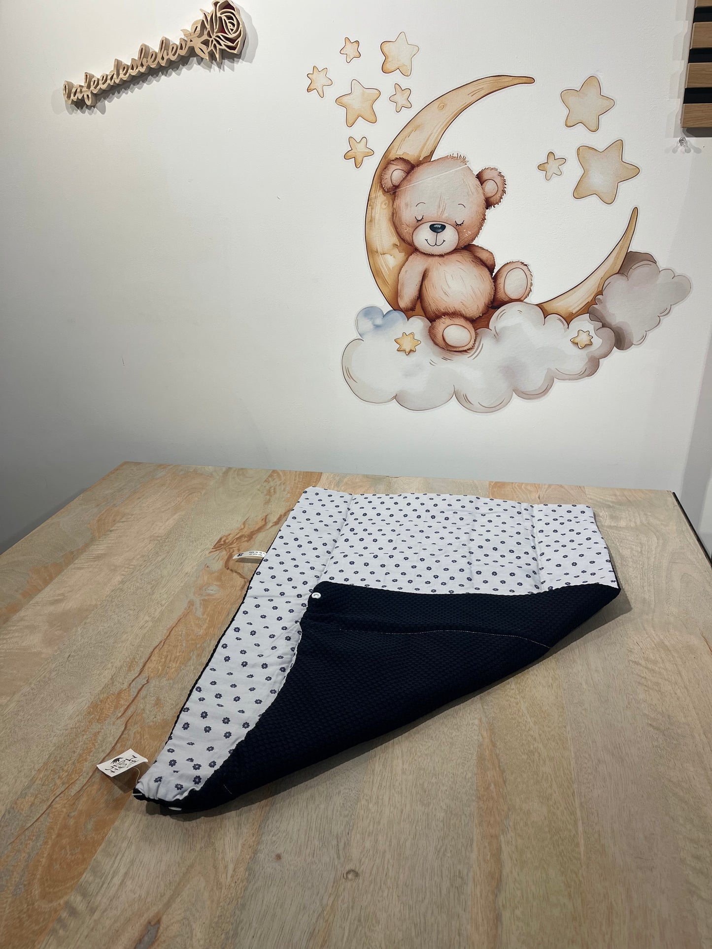 Tapis Nomade Bleu Foncé & Bleu Clair Motif Fleurs